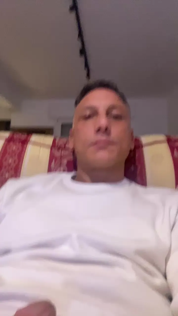 Offline davidlove982 on Cam4