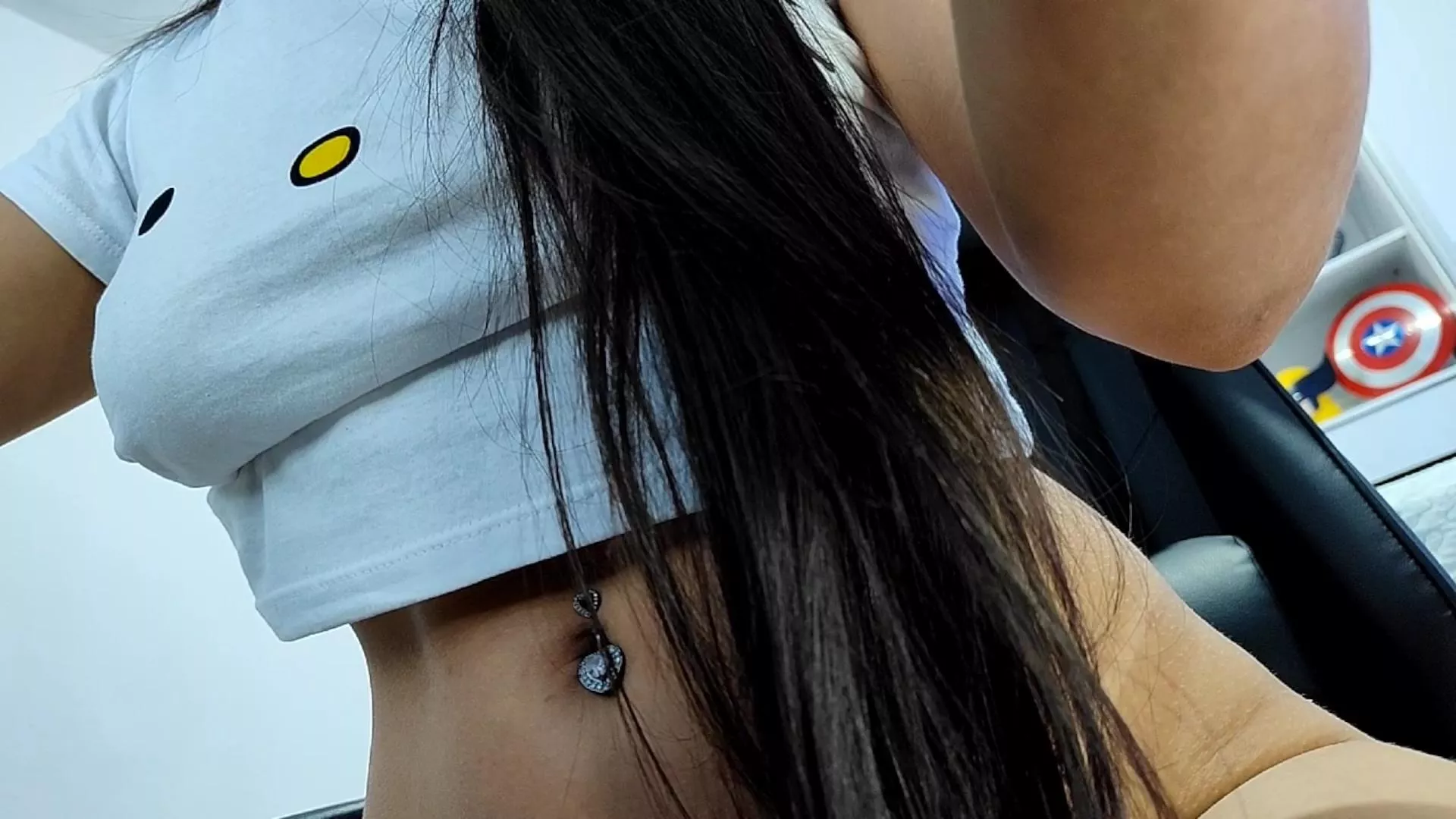 Freechat Deelunaa on Cam4