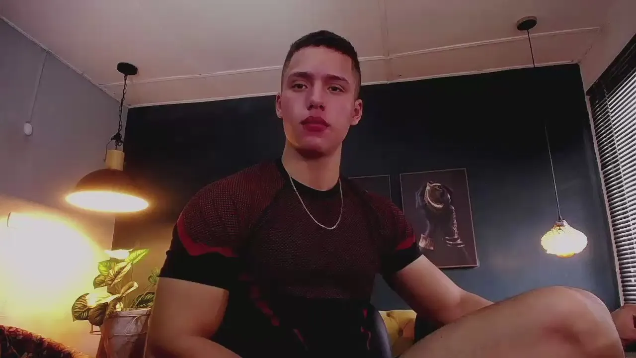 Offline deivid_parker on Cam4