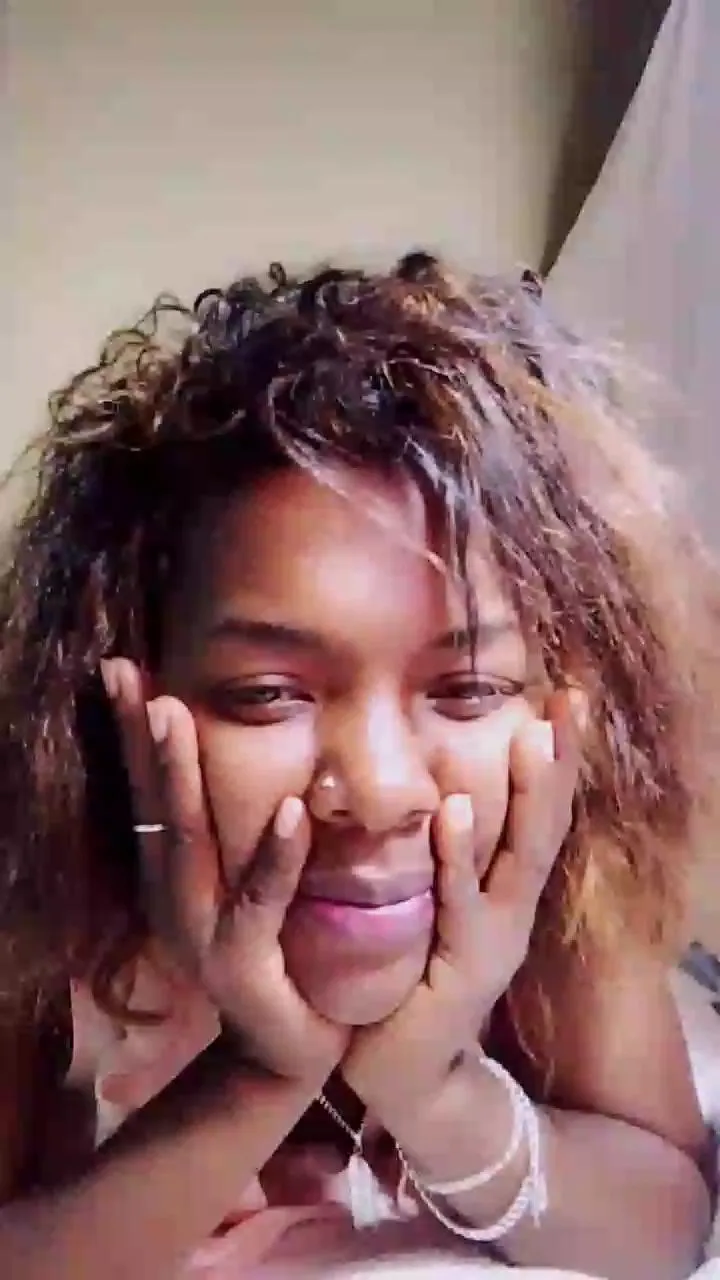 Offline Delinahlove on Cam4