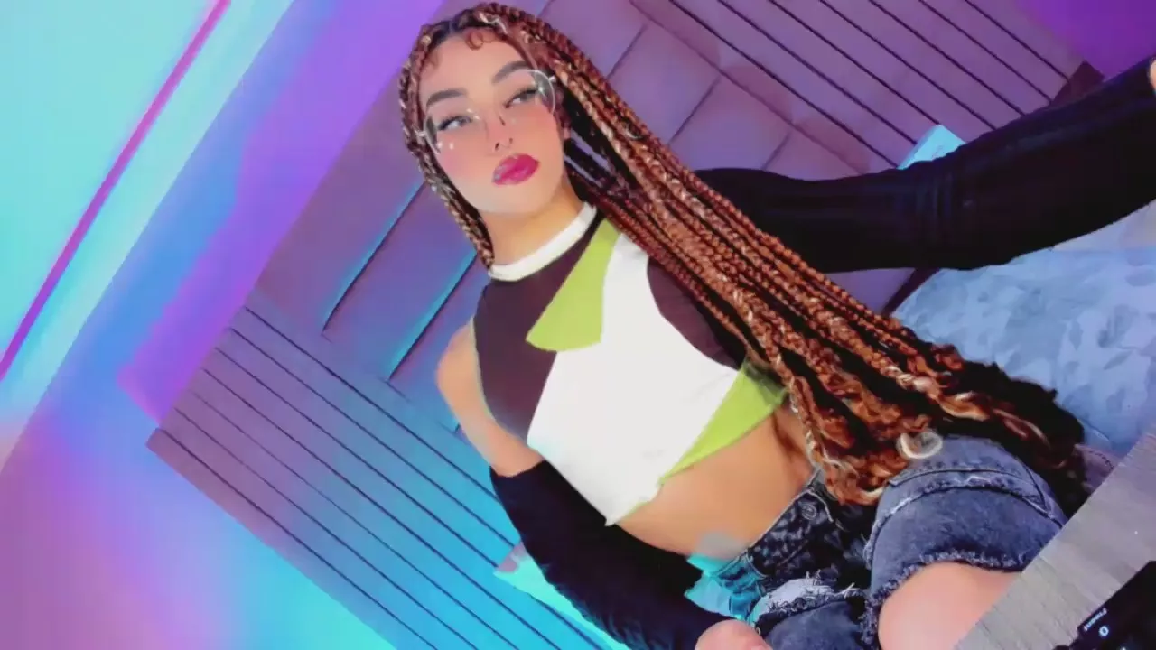 Offline Demonic_Maryam on Cam4