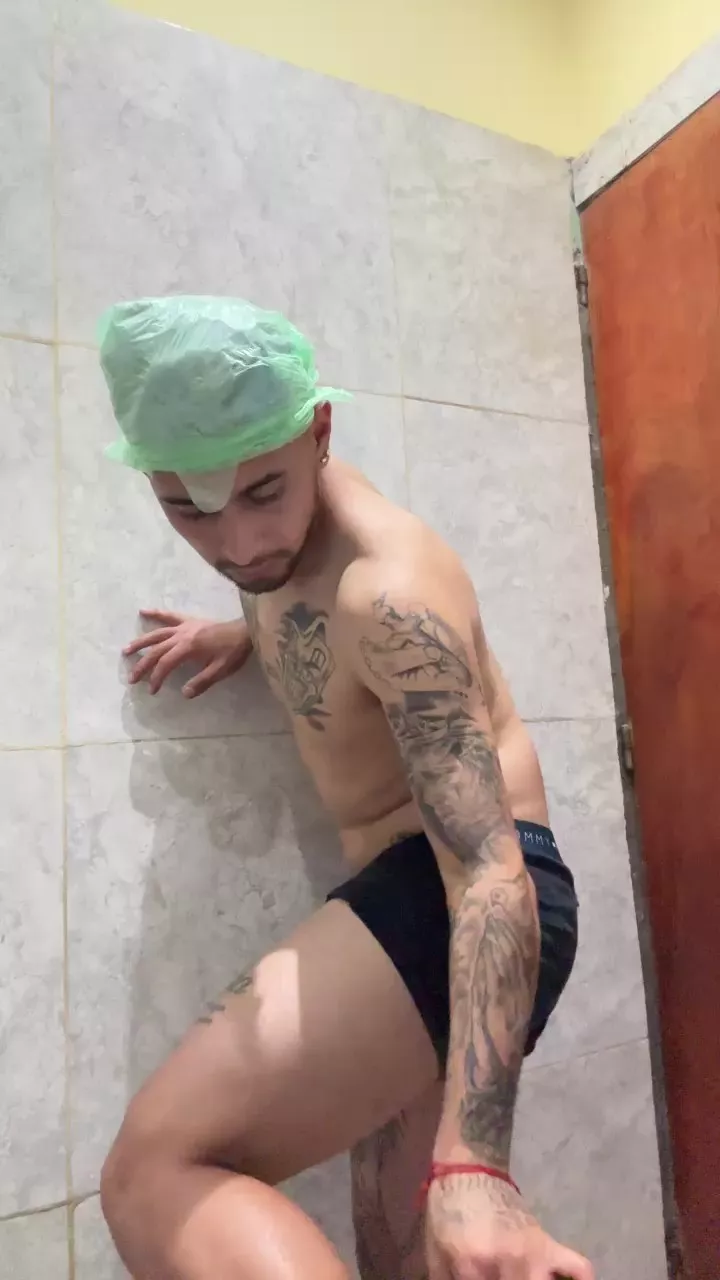 Offline Demoniojoaquinn on Cam4