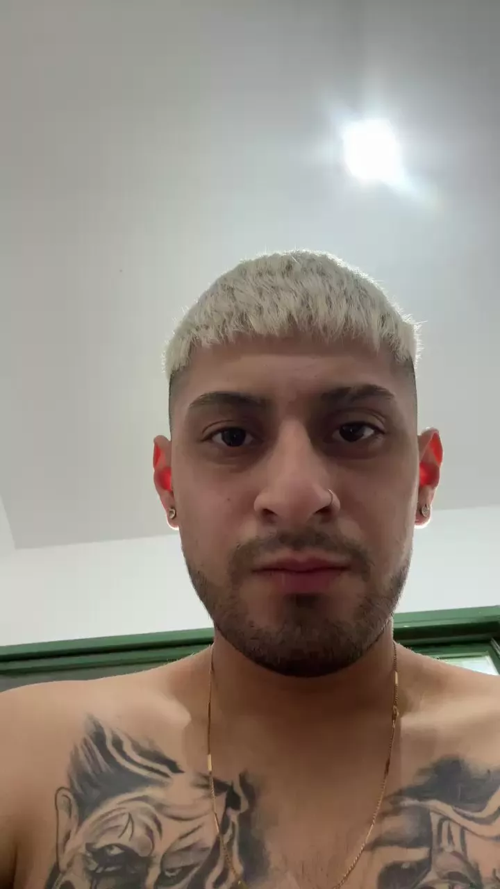 Offline Demoniojoaquinn on Cam4