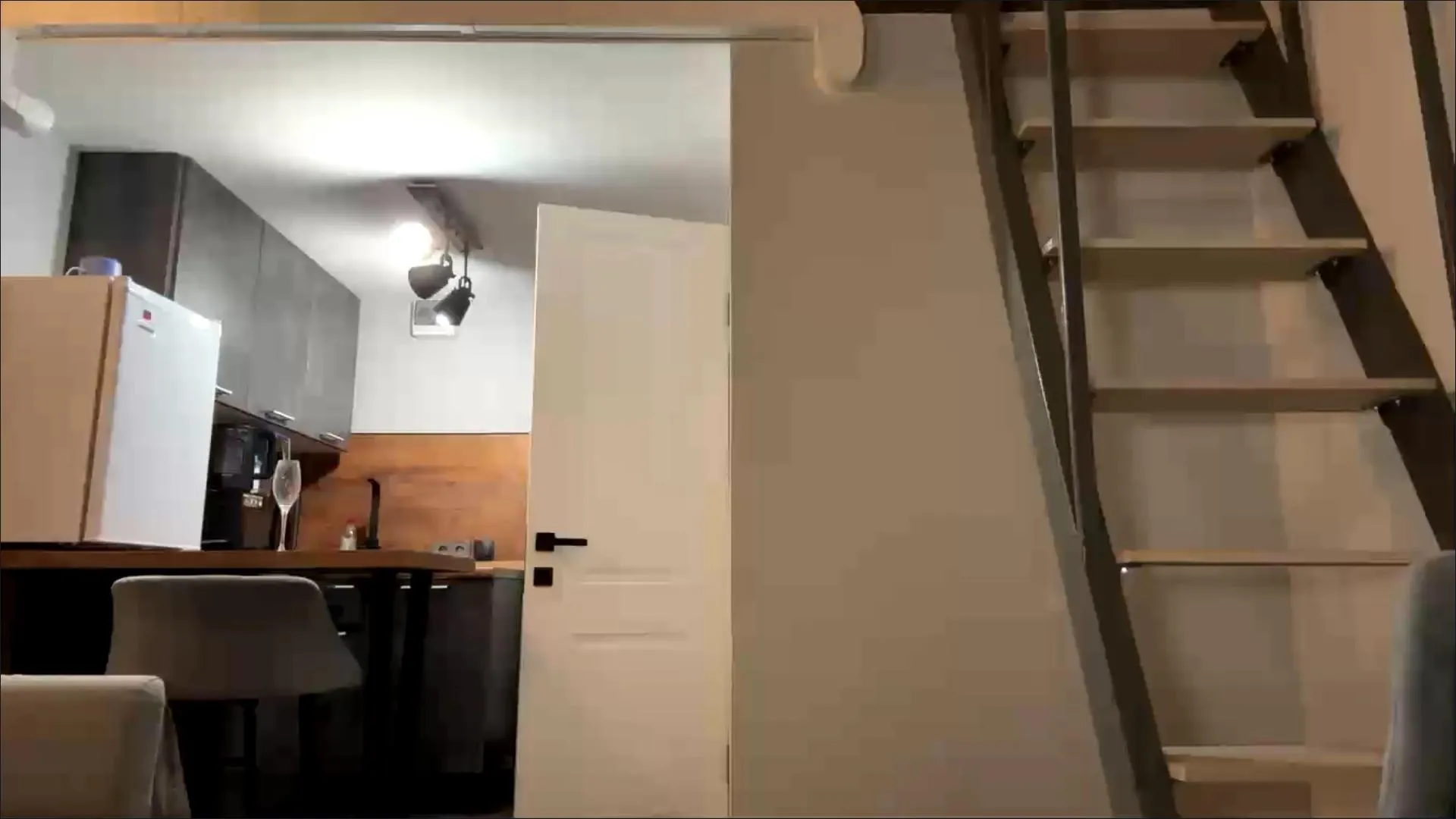 Freechat DesireeScavotto on Cam4