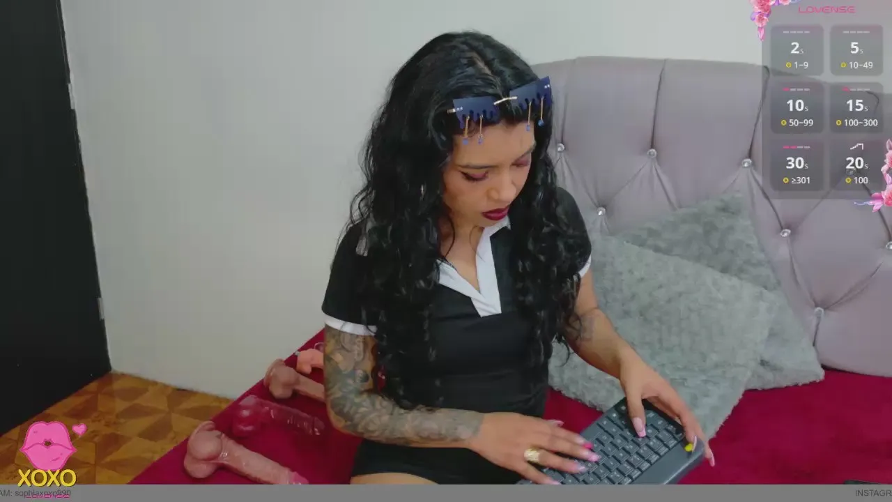 Offline Devil_Alice69 on Cam4