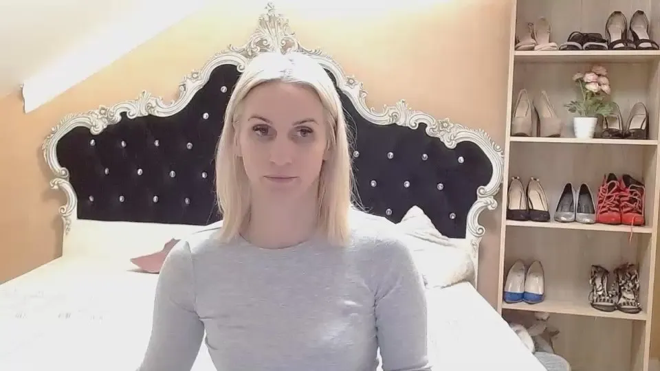 Offline diamond888_fun on Cam4