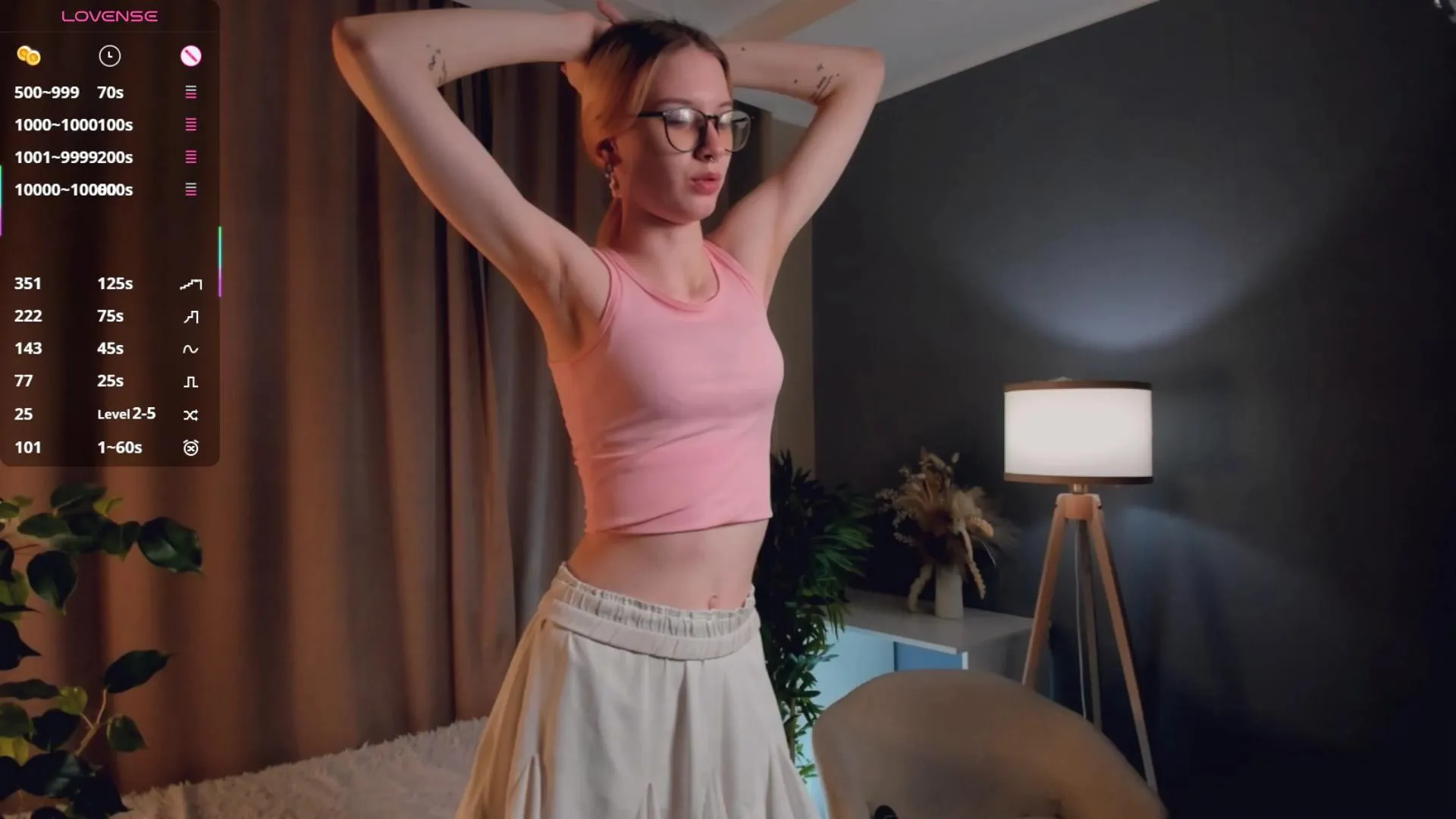 Freechat DiamondBridgham on Cam4