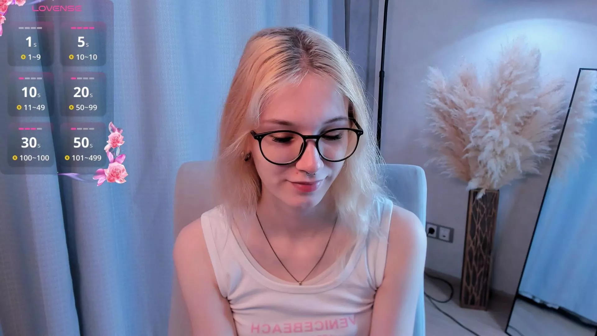 Freechat DiamondBridgham on Cam4