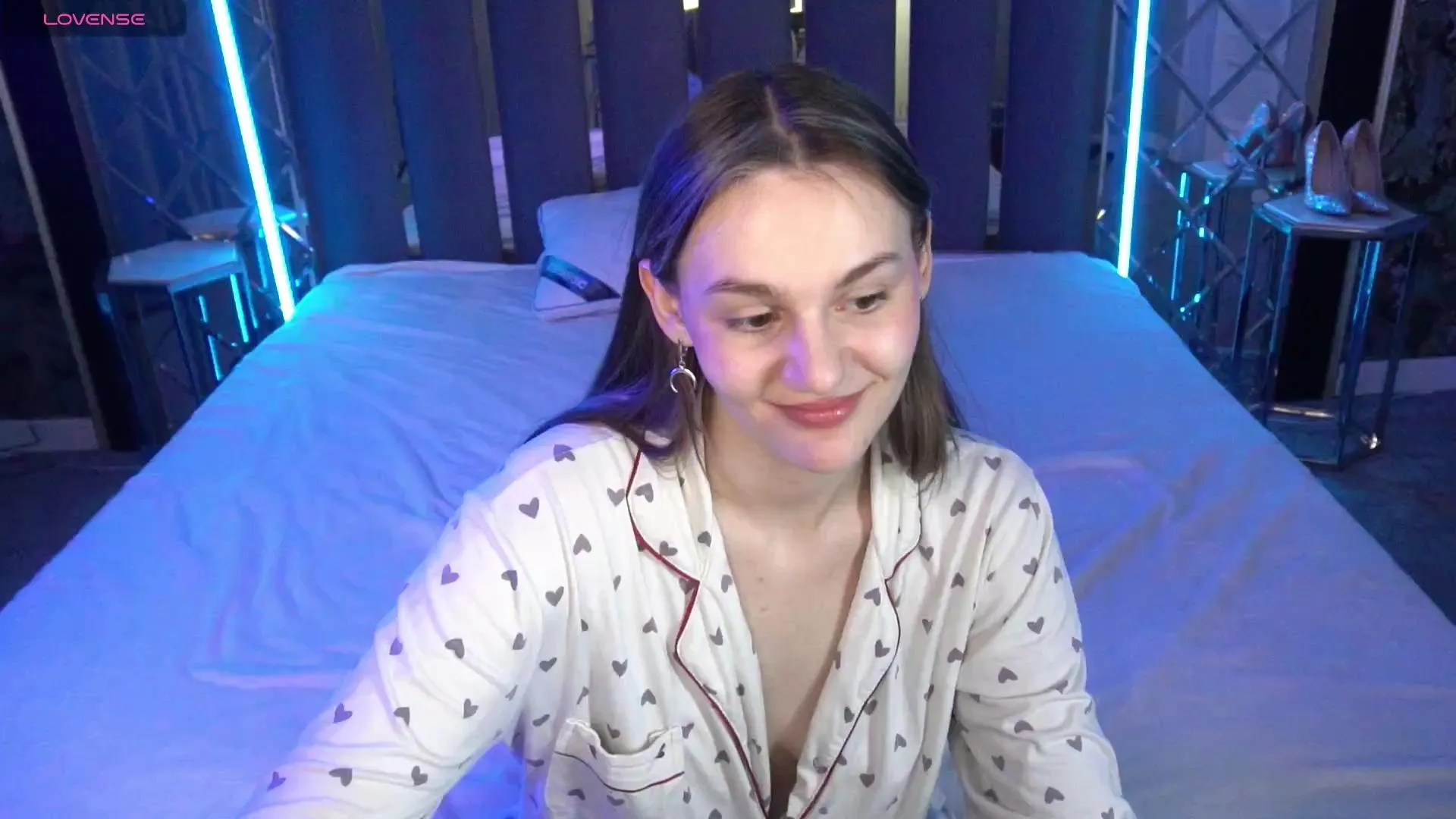 Freechat DiamondGoo on Cam4