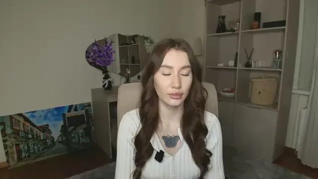 Freechat DiaPaquin on Cam4