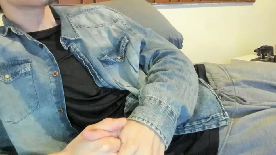 Offline digbreed on Cam4