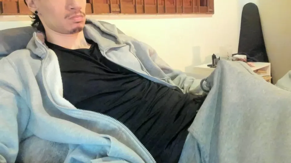 Offline digbreed on Cam4