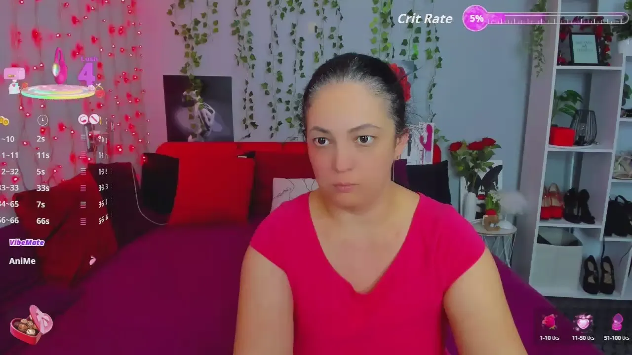 Freechat dinahard on Cam4