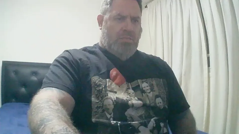 Offline dmcos on Cam4