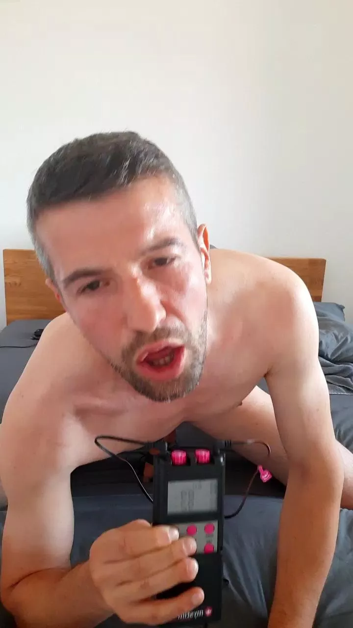 Offline Dokjones86 on Cam4