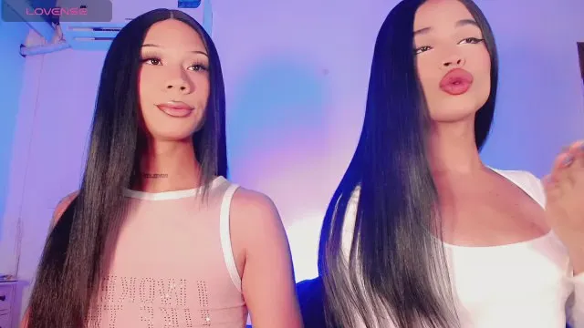 Offline DollsForMoneyy on Cam4