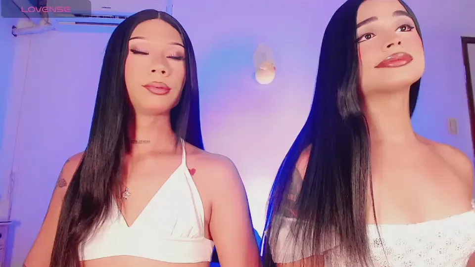 Offline DollsForMoneyy on Cam4