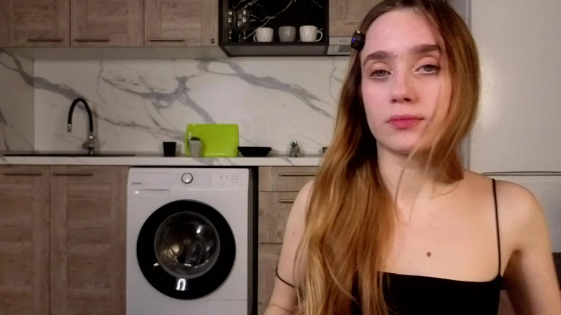 Offline DollyGearing on Cam4