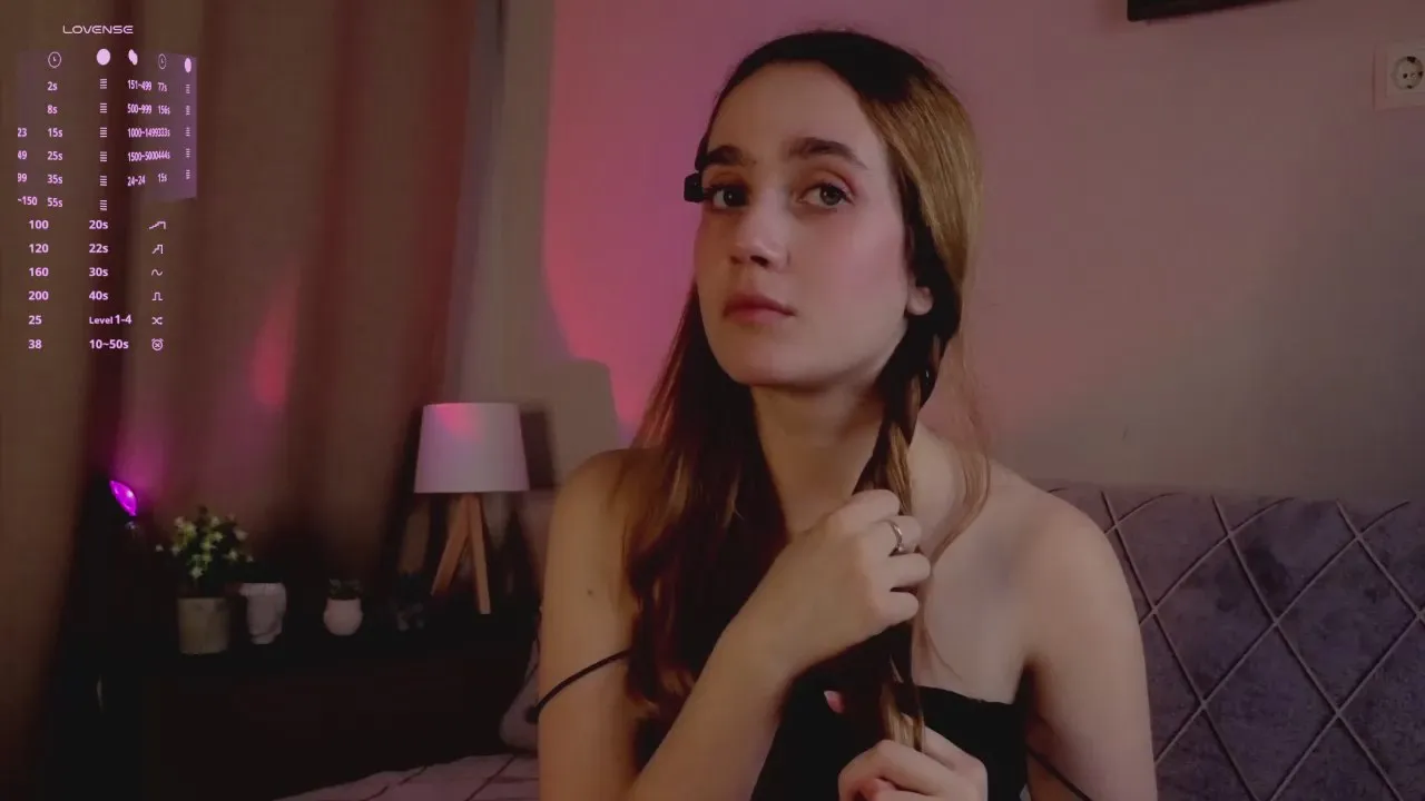 Offline DollyGearing on Cam4