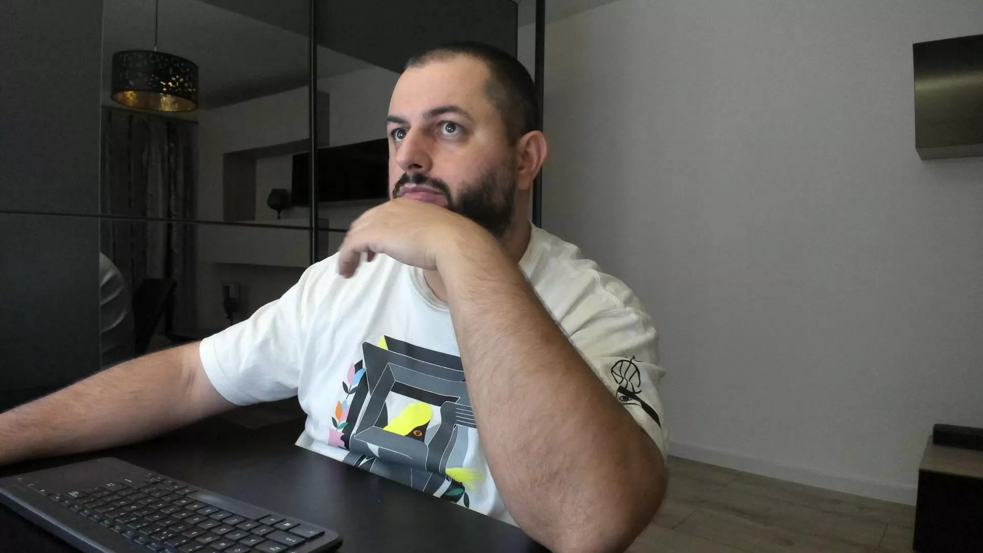 Offline DravenPeak on Cam4