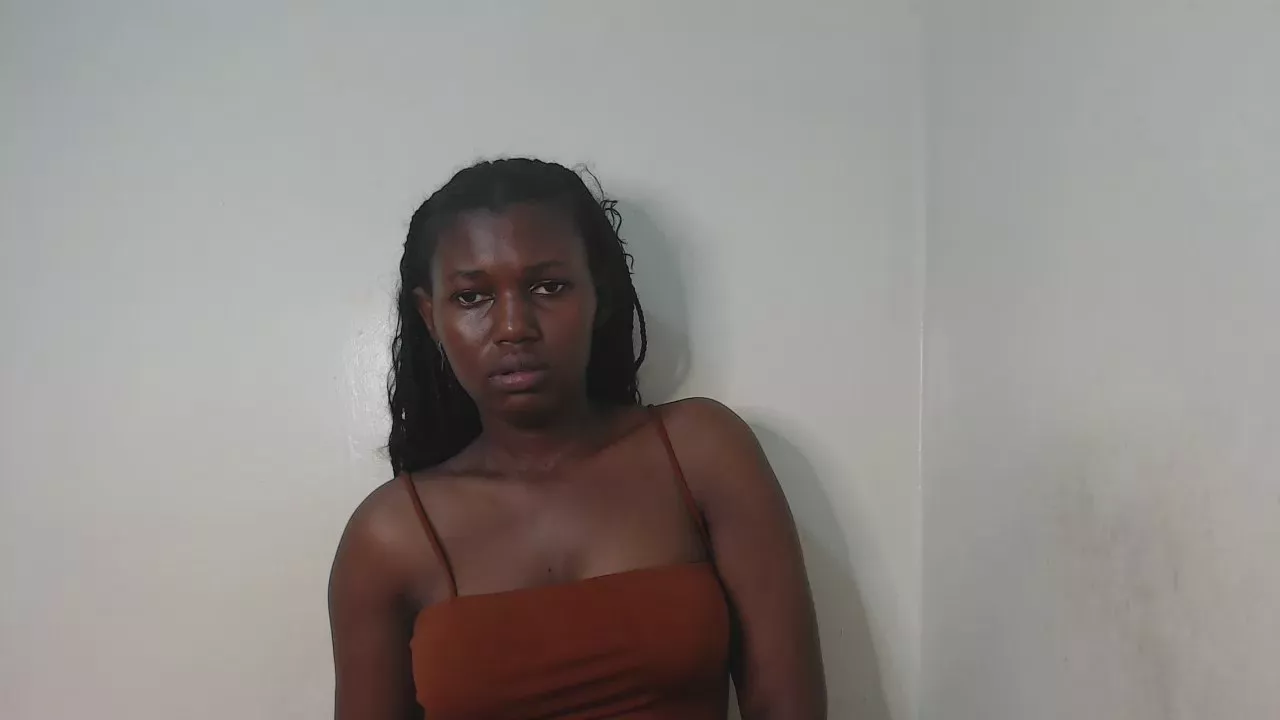 Offline Dreamebony2 on Cam4