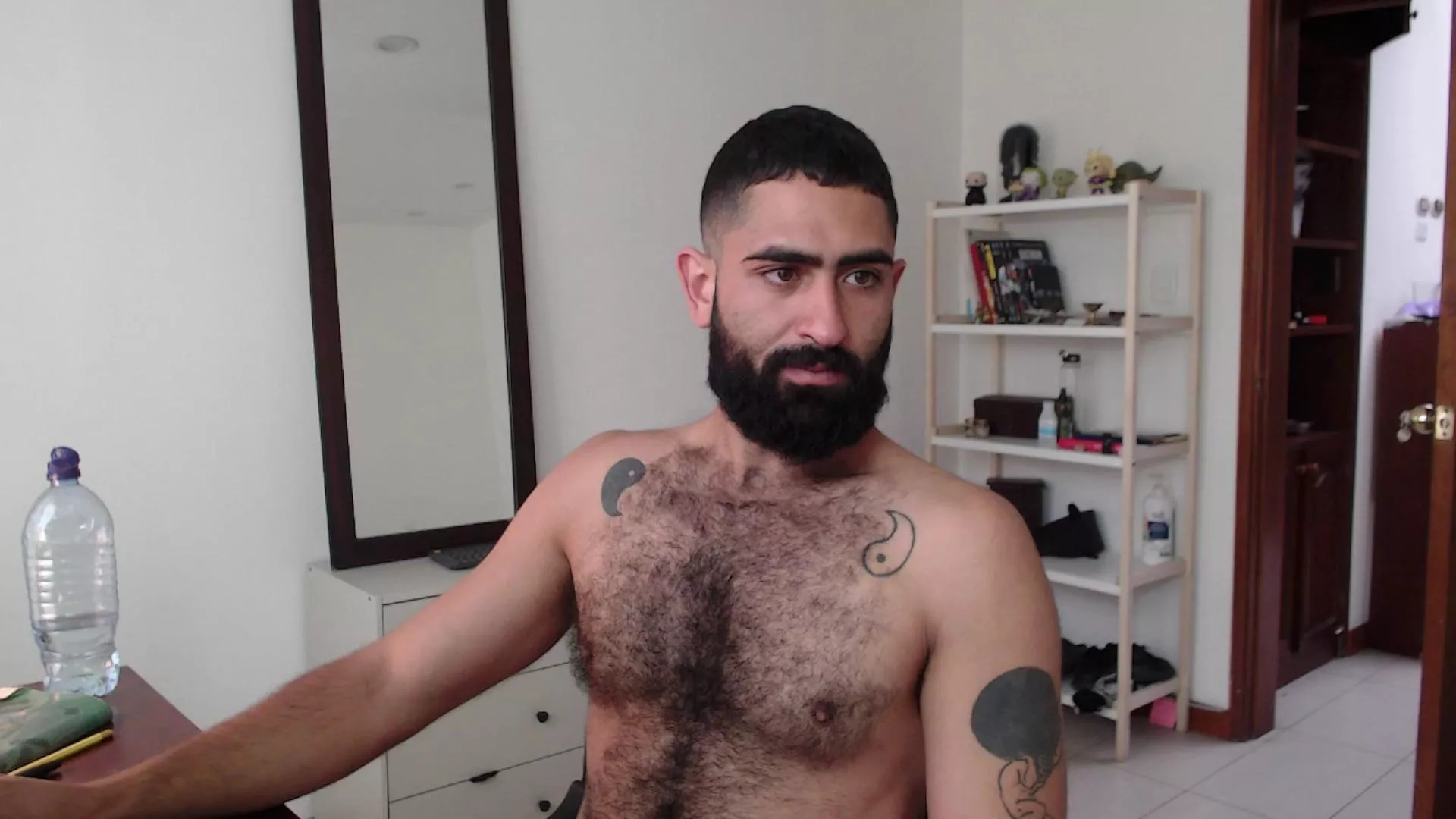 Offline Drogama on Cam4