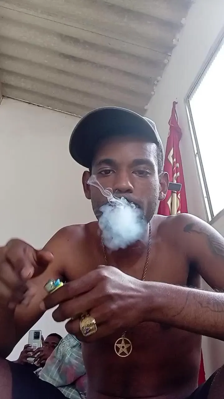 Offline Dubolt22 on Cam4