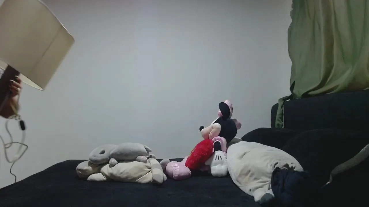 Offline Dulce_cloee on Cam4