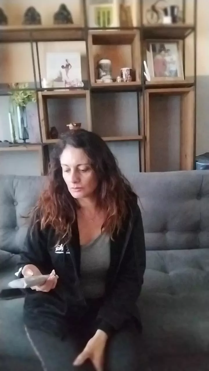 Offline Dulce_fanny2025 on Cam4