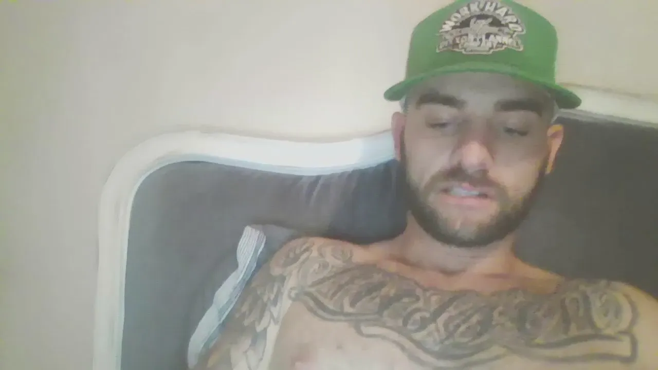 Freechat dylannielsen32 on Cam4