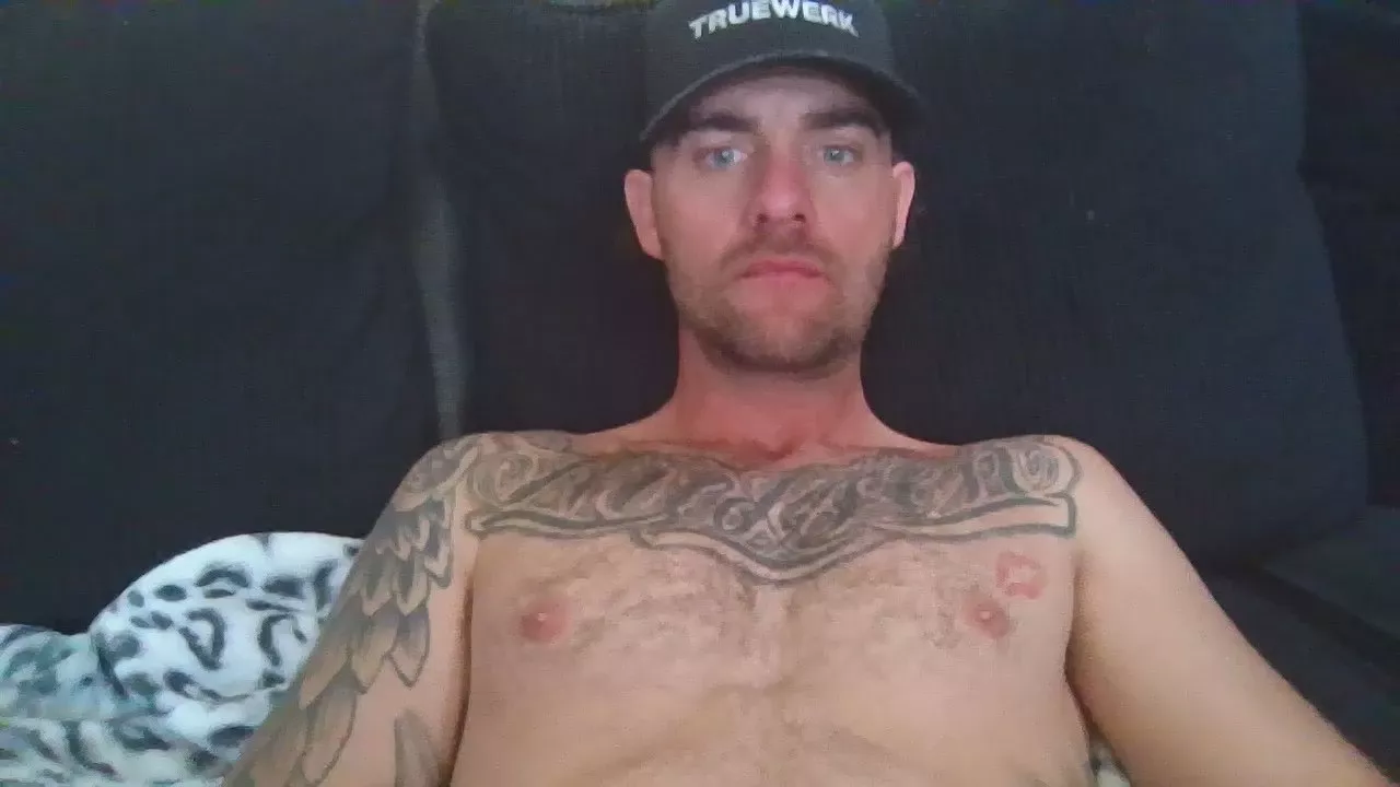 Freechat dylannielsen32 on Cam4