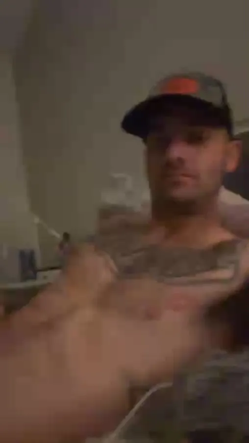 Freechat dylannielsen32 on Cam4