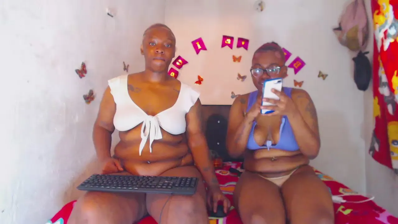 Freechat ebony_chayna_s1 on Cam4