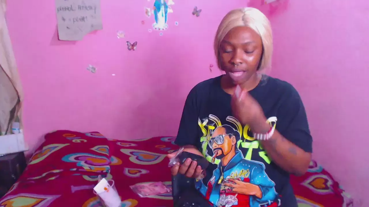 Freechat ebony_chayna_s1 on Cam4