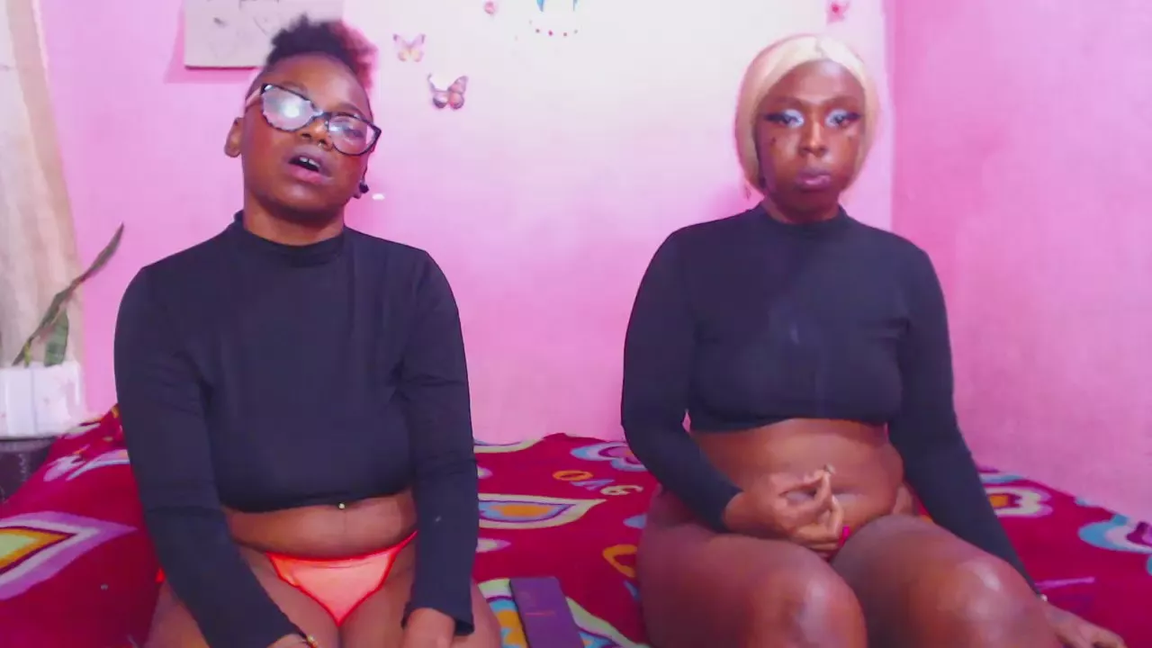 Freechat ebony_chayna_s1 on Cam4