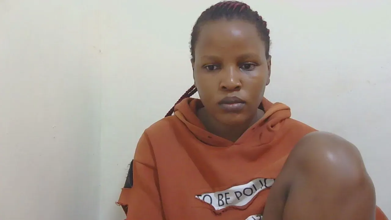 Offline Ebony_lisaa on Cam4