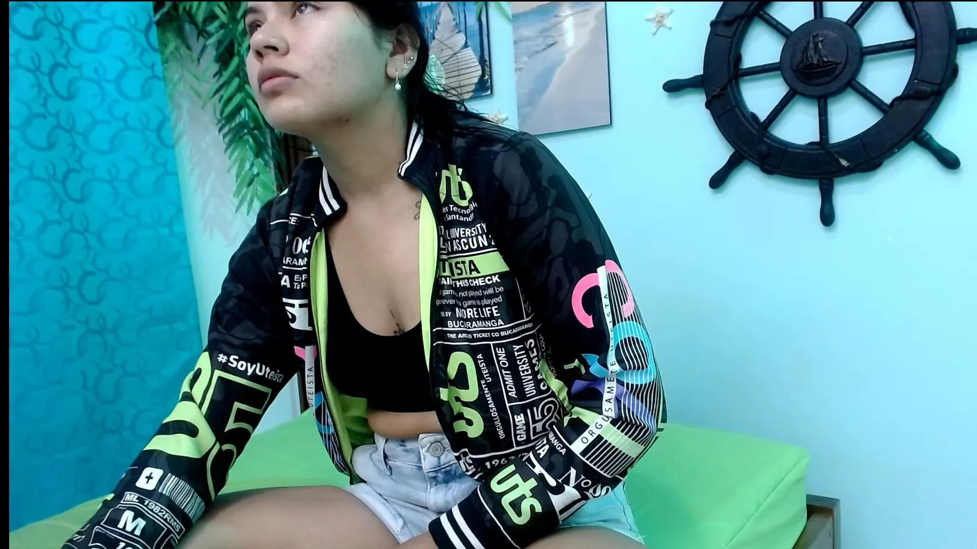 Offline eladyrous98 on Cam4