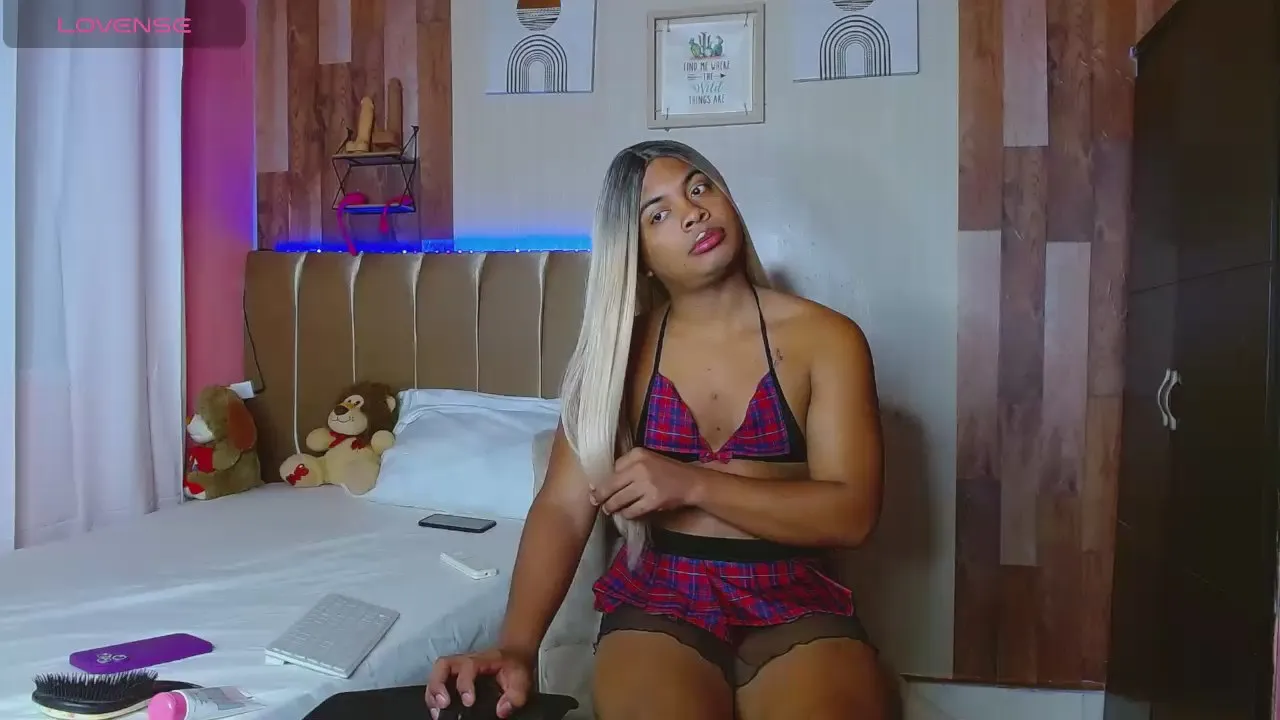 Offline elektra_lulu on Cam4