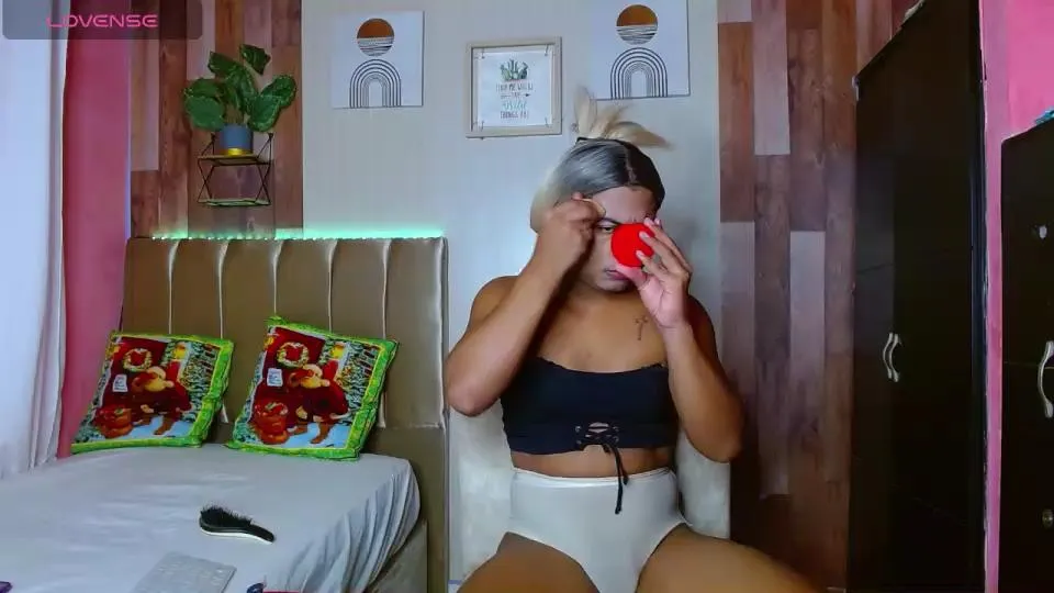 Offline elektra_lulu on Cam4