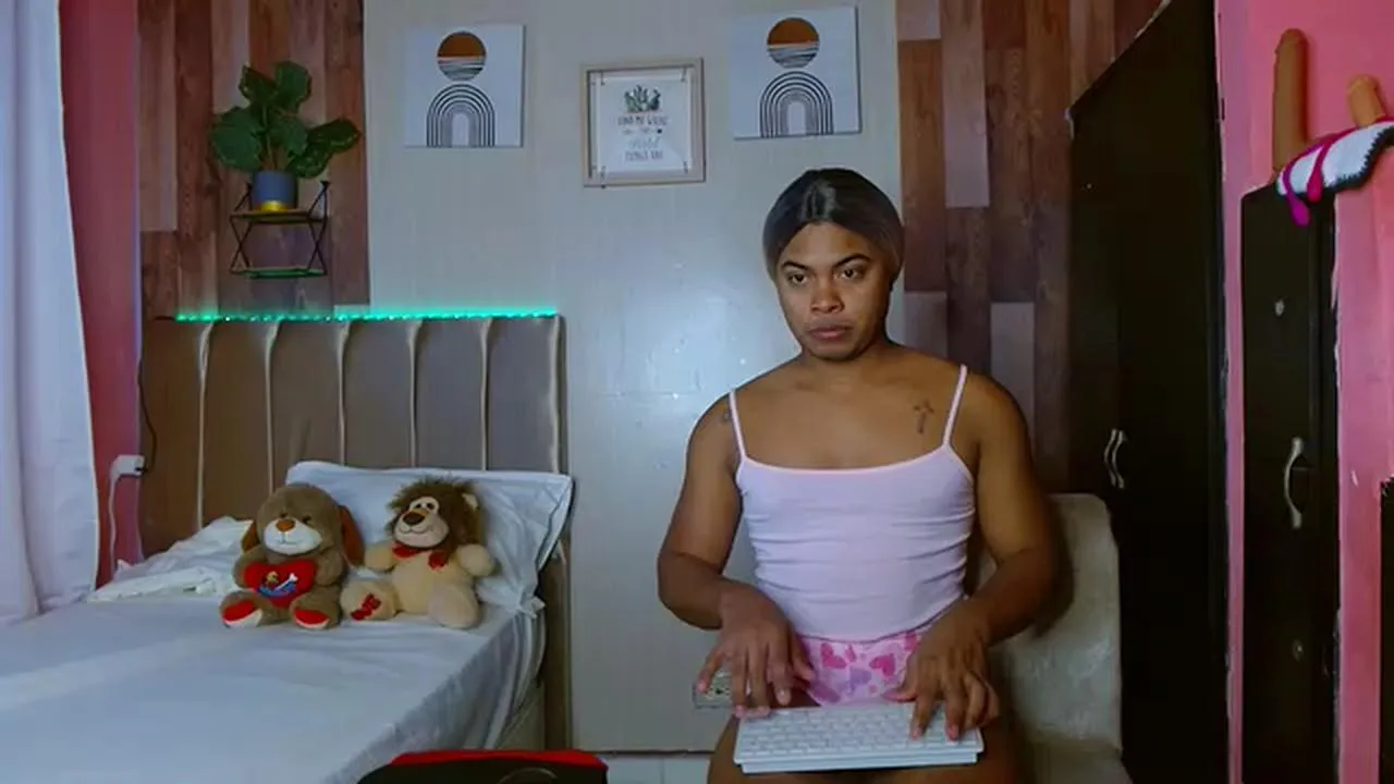 Offline elektra_lulu on Cam4