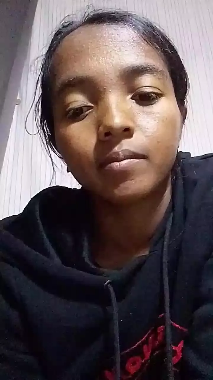 Freechat Elisah7 on Cam4