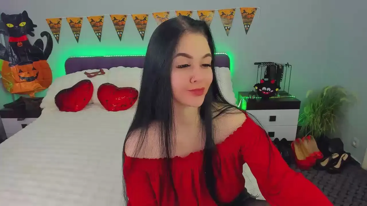 Offline ElissClark on Cam4