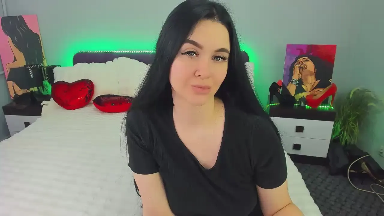 Offline ElissClark on Cam4