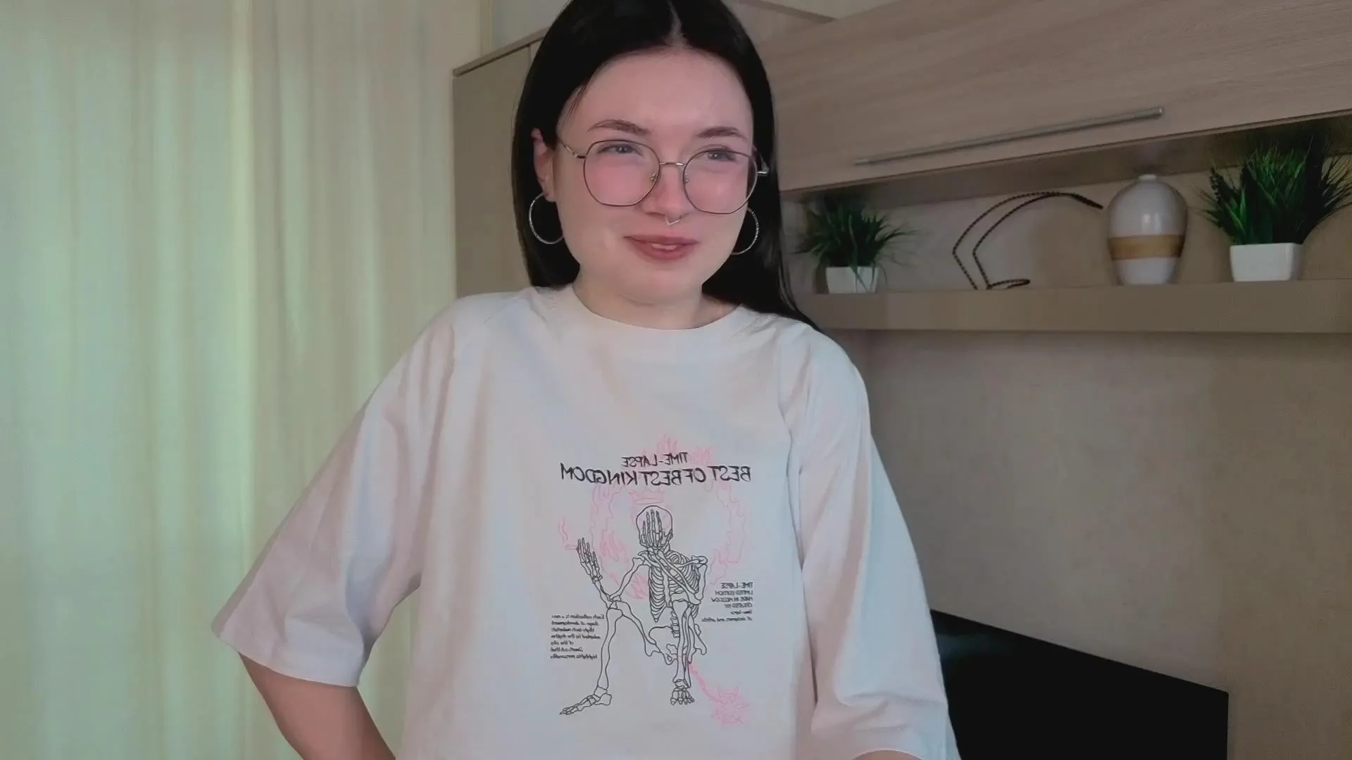 Offline Elizabeth_Leee on Cam4