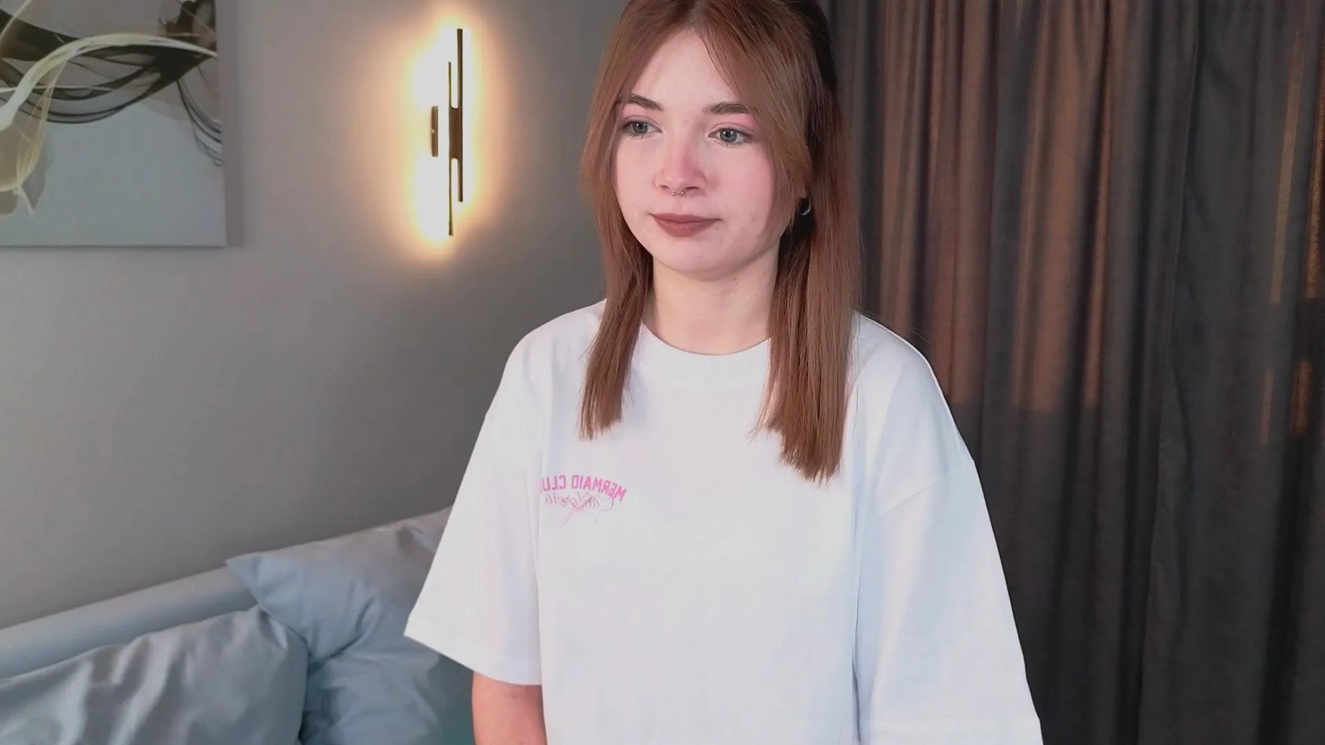 Offline Elizabeth_Leee on Cam4