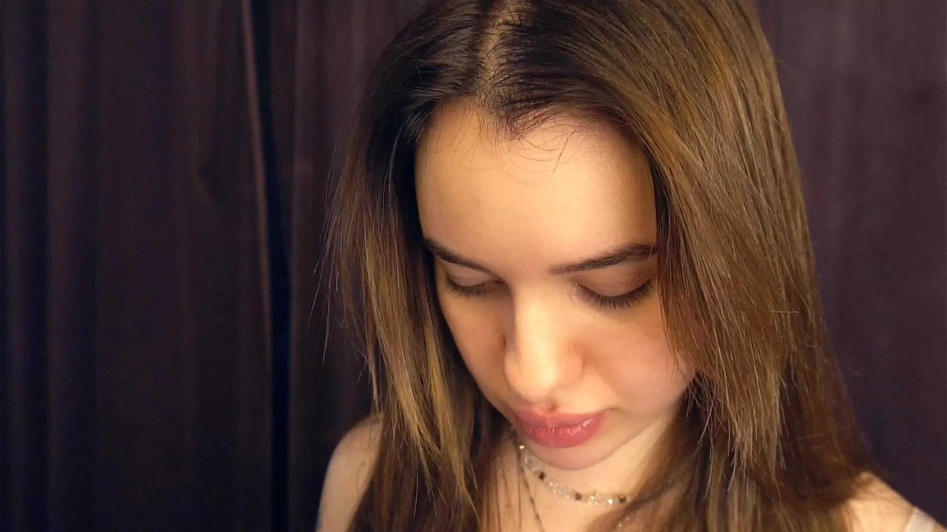 Offline EllaKawano on Cam4