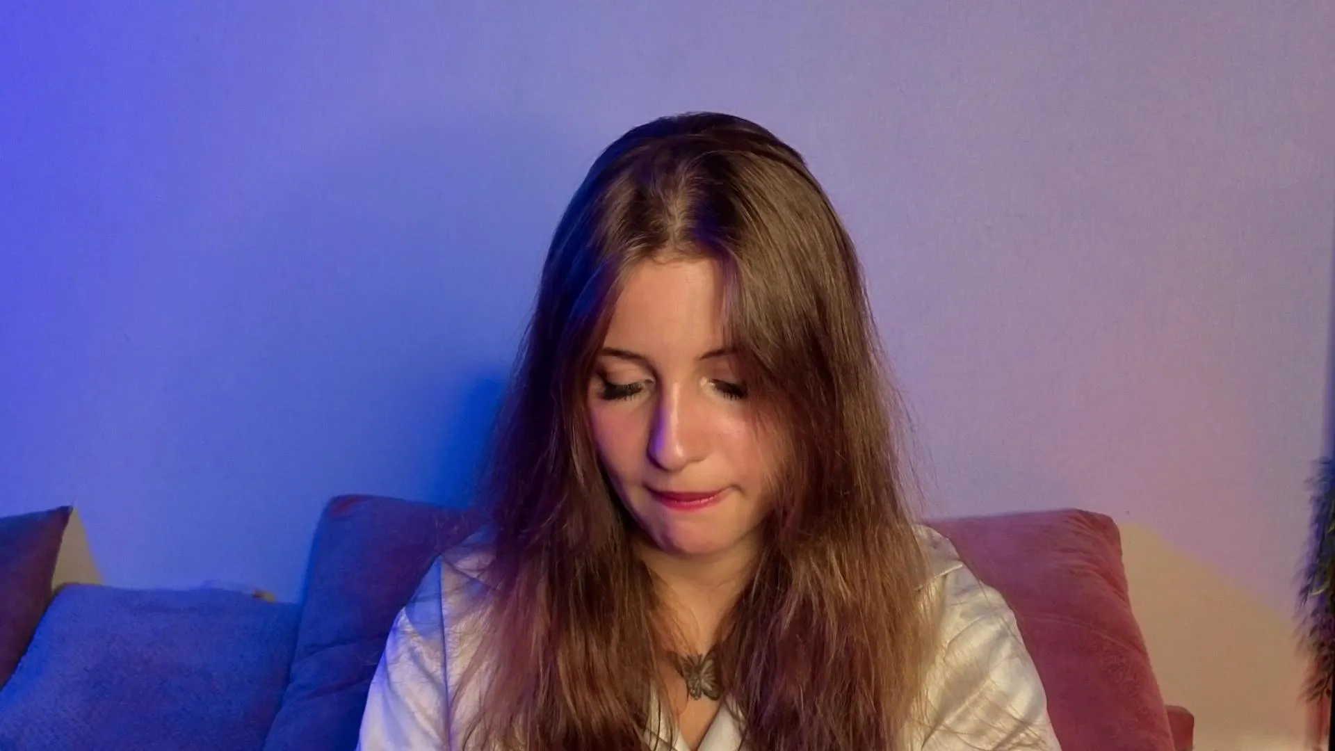 Offline EllamaeWerley on Cam4