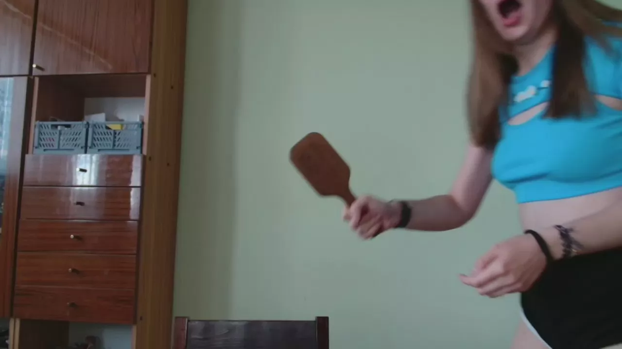 Offline EllyHEARTx on Cam4