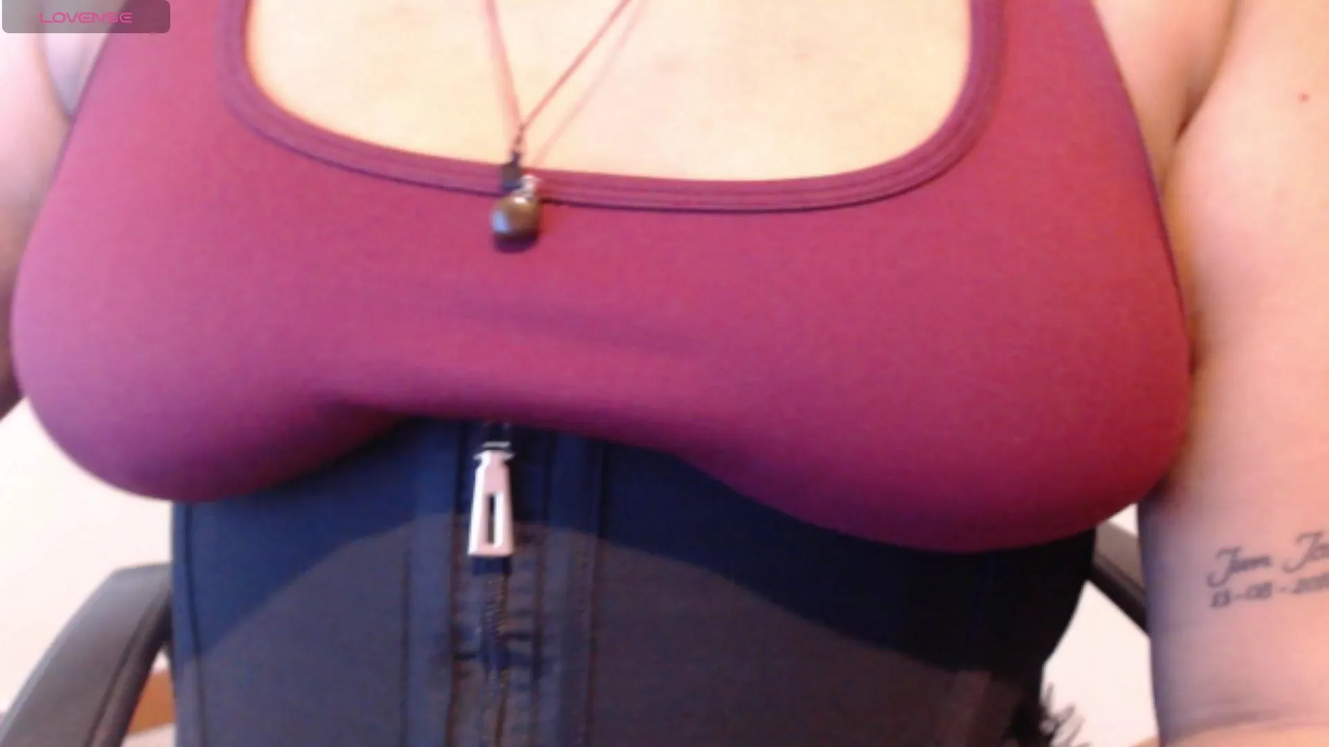 Freechat ema_GW on Cam4