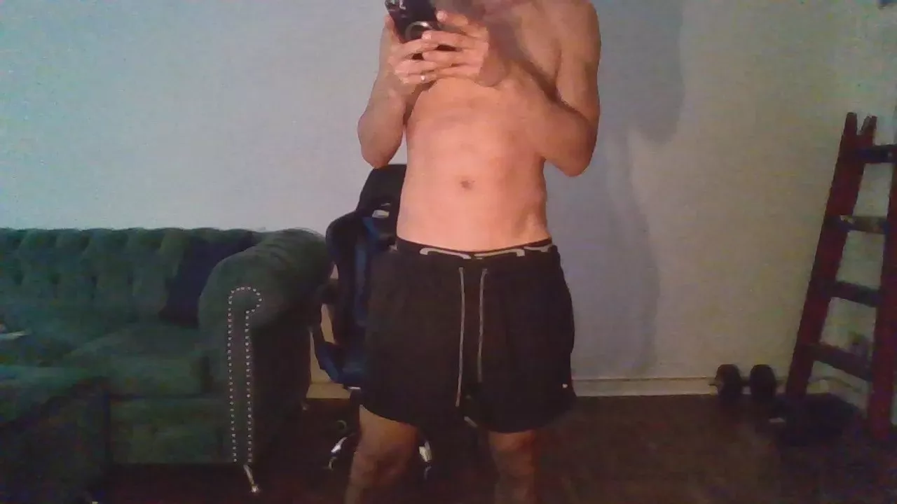 Offline EmaSwan34 on Cam4